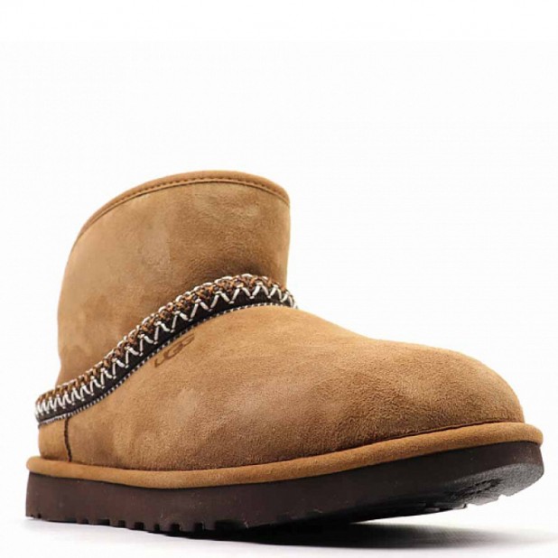 UGG Classic Mini Crescent Chestnut