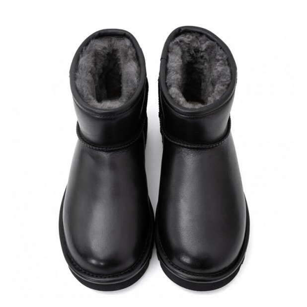 UGG Classic Mini II Black Leather