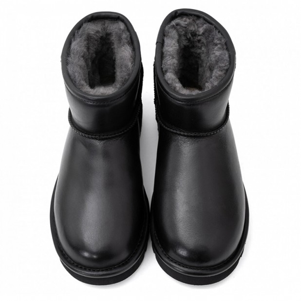 UGG Classic Mini Leather Black