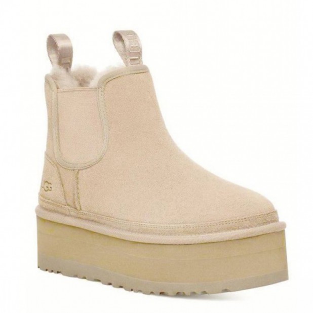 UGG Neumel Platform Chelsea Sand