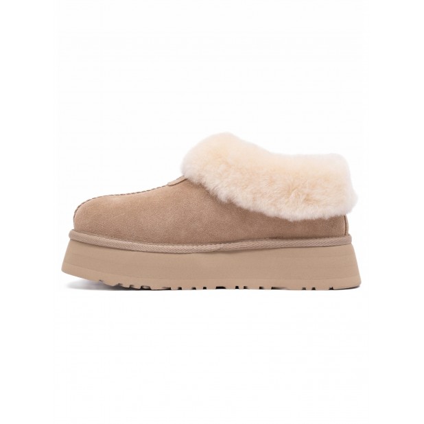 UGG Platform Slipper Sand
