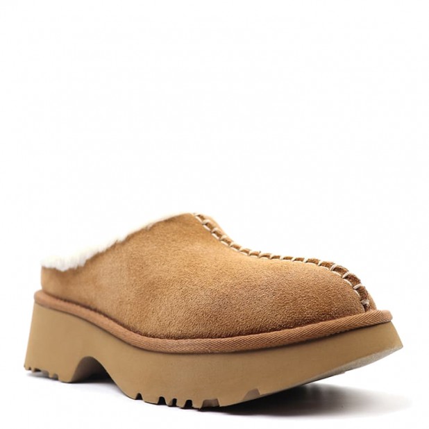 UGG Heights Cozy Clog Chestnut