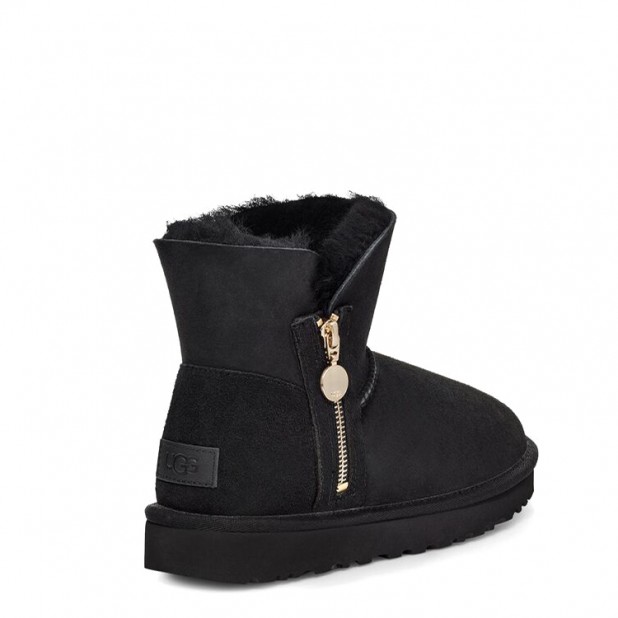 UGG Bailey Zip Mini Black
