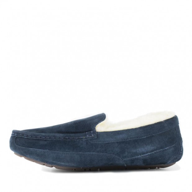 UGG Men's Ascot Navy