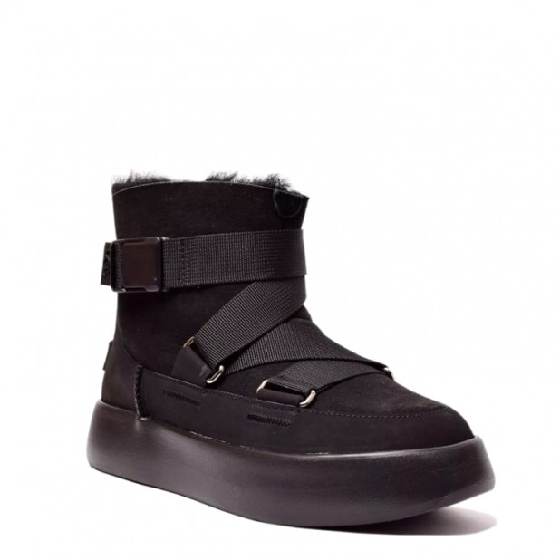 UGG Classic Boom Buckle Black