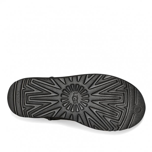 UGG Neumel Platform Chelsea Black