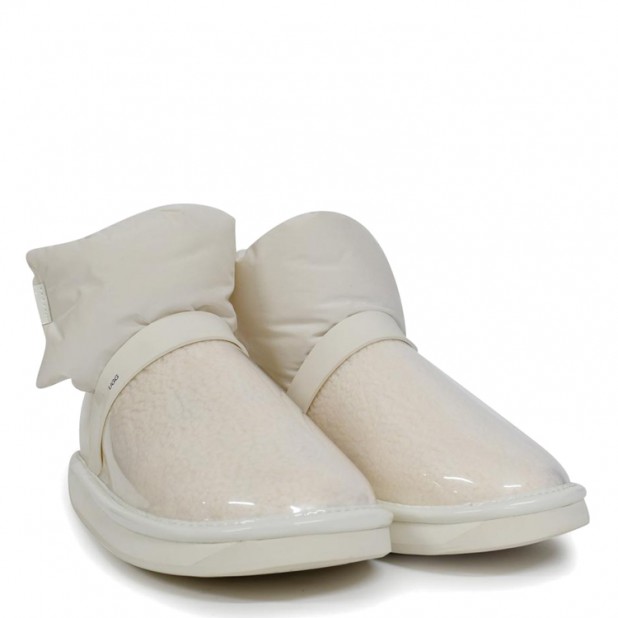 UGG Clear Quilty Boots White