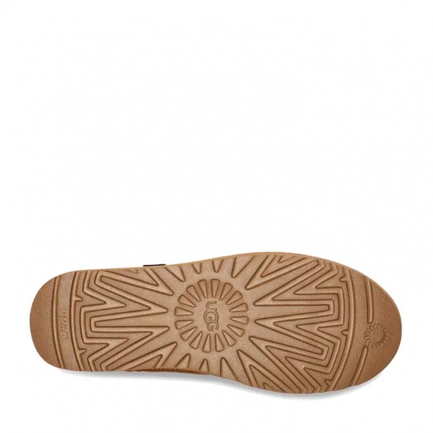 UGG Highland Hi GoreTex Chestnut