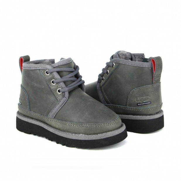 UGG KIDS Classic Neumel II ZIP Leather Grey