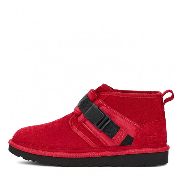 UGG Womens Boot Snapback Red