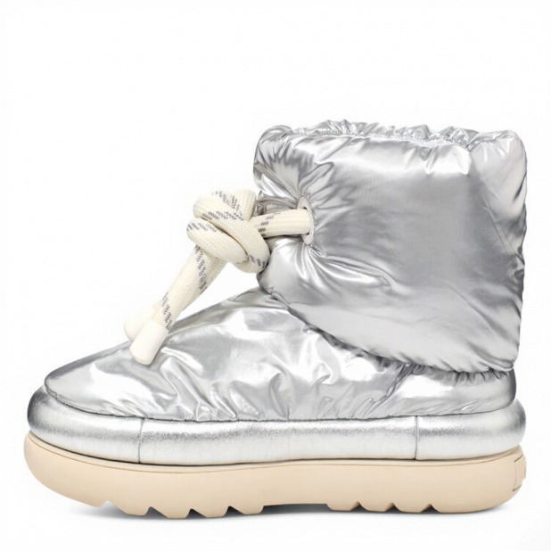 UGG Classic Maxi Short Metallic Silver
