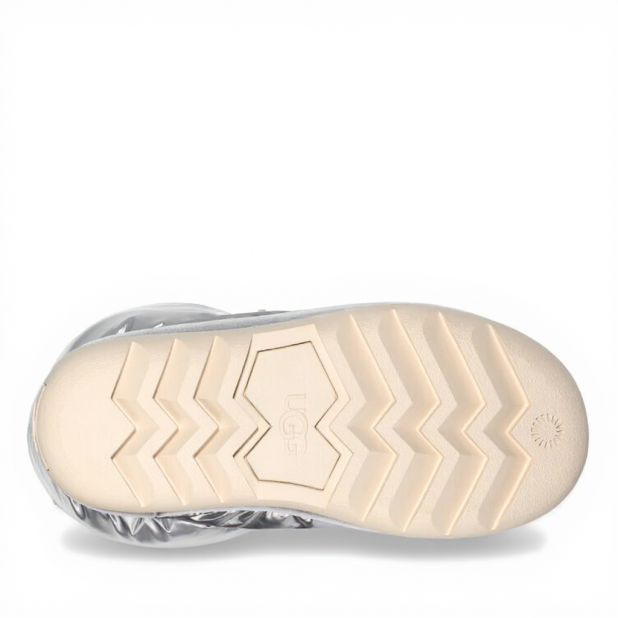 UGG Classic Maxi Short Metallic Silver