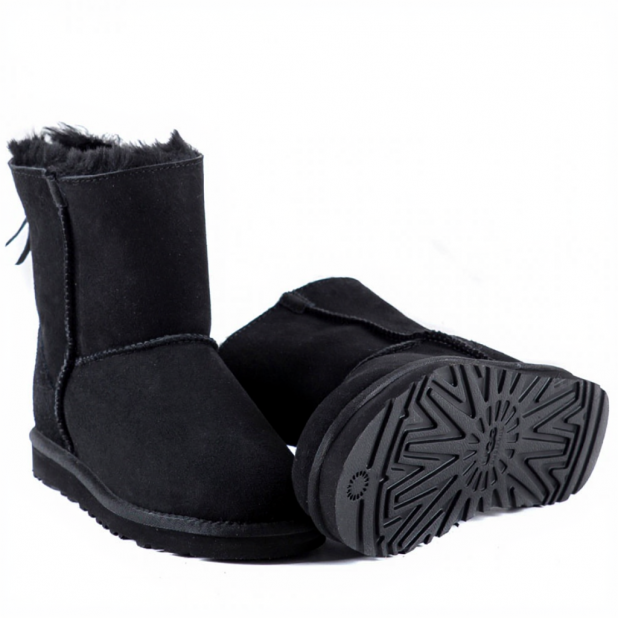 UGG Classic Mini ZIP Black